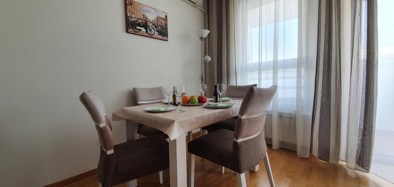 Royal Apartment Belvill Belgrado Exterior foto